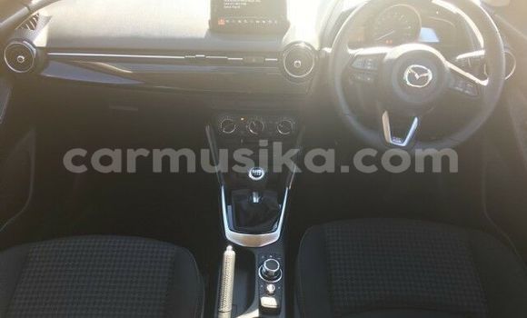 Acheter Occasion Voiture Mazda 2 Rouge à Beitbridge, Matabeleland South Acheter Occasion Voiture Mazda 2 Rouge à Beitbridge, Matabeleland South