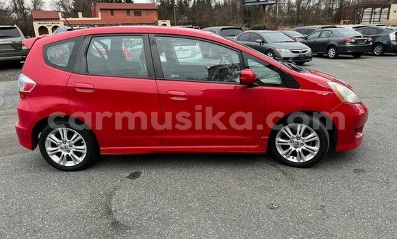 Acheter Occasion Voiture Honda Fit Rouge à Beitbridge, Matabeleland South Acheter Occasion Voiture Honda Fit Rouge à Beitbridge, Matabeleland South