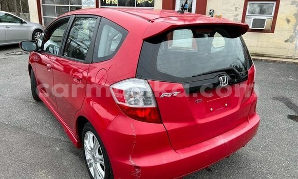 Acheter Occasion Voiture Honda Fit Rouge à Beitbridge, Matabeleland South Acheter Occasion Voiture Honda Fit Rouge à Beitbridge, Matabeleland South