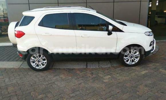 Acheter Occasion Voiture Ford EcoSport Blanc à Beitbridge, Matabeleland South Acheter Occasion Voiture Ford EcoSport Blanc à Beitbridge, Matabeleland South