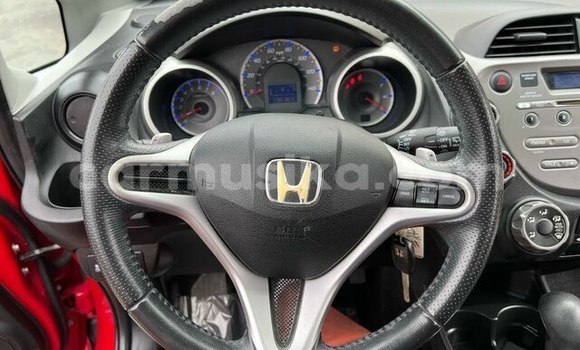 Acheter Occasion Voiture Honda Fit Rouge à Beitbridge, Matabeleland South Acheter Occasion Voiture Honda Fit Rouge à Beitbridge, Matabeleland South