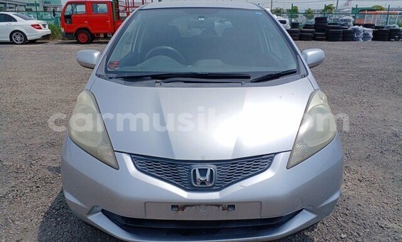 Buy Used Honda Fit Silver Car in Beitbridge in Matabeleland South