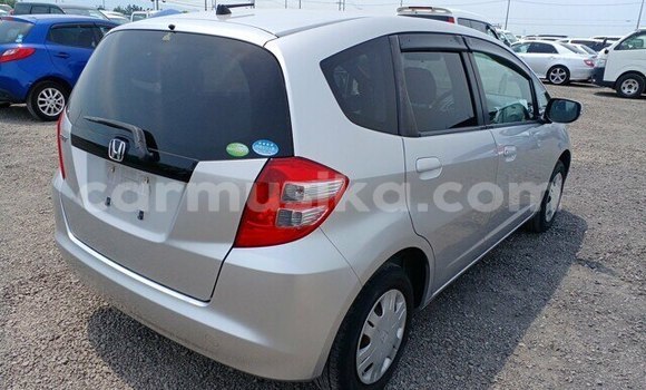 Acheter Occasion Voiture Honda Fit Gris à Beitbridge, Matabeleland South Acheter Occasion Voiture Honda Fit Gris à Beitbridge, Matabeleland South