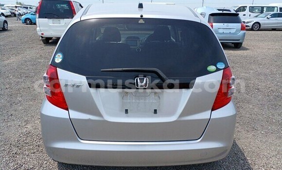 Acheter Occasion Voiture Honda Fit Gris à Beitbridge, Matabeleland South Acheter Occasion Voiture Honda Fit Gris à Beitbridge, Matabeleland South