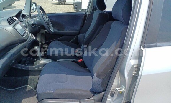 Acheter Occasion Voiture Honda Fit Gris à Beitbridge, Matabeleland South Acheter Occasion Voiture Honda Fit Gris à Beitbridge, Matabeleland South