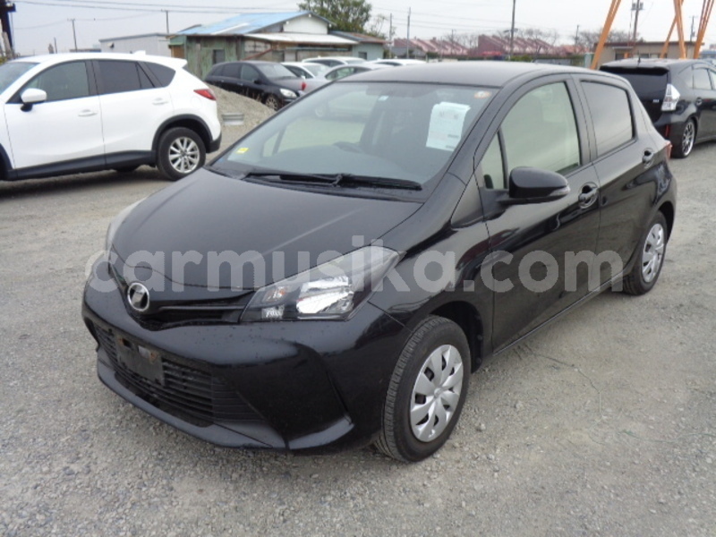 Big with watermark toyota vitz matabeleland south beitbridge 29546