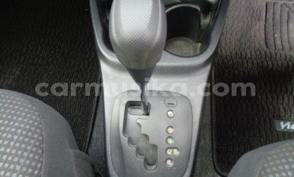 Nunua Ilio tumika Toyota Vitz Nyeusi Gari ndani ya Beitbridge nchini Matabeleland Kusini Nunua Ilio tumika Toyota Vitz Nyeusi Gari ndani ya Beitbridge nchini Matabeleland Kusini