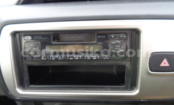 Nunua Ilio tumika Toyota Vitz Nyeusi Gari ndani ya Beitbridge nchini Matabeleland Kusini Nunua Ilio tumika Toyota Vitz Nyeusi Gari ndani ya Beitbridge nchini Matabeleland Kusini