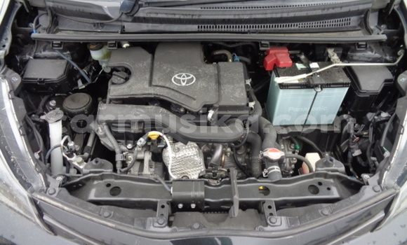 Nunua Ilio tumika Toyota Vitz Nyeusi Gari ndani ya Beitbridge nchini Matabeleland Kusini Nunua Ilio tumika Toyota Vitz Nyeusi Gari ndani ya Beitbridge nchini Matabeleland Kusini