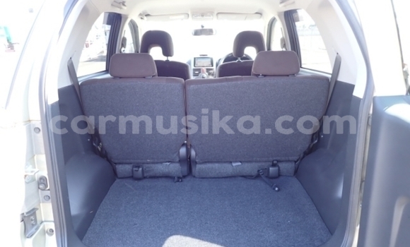 Acheter Occasion Voiture Toyota Rush Gris à Beitbridge, Matabeleland South Acheter Occasion Voiture Toyota Rush Gris à Beitbridge, Matabeleland South