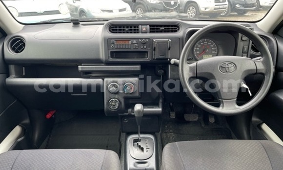 Buy Used Toyota Probox White Car in Beitbridge in Matabeleland South Buy Used Toyota Probox White Car in Beitbridge in Matabeleland South