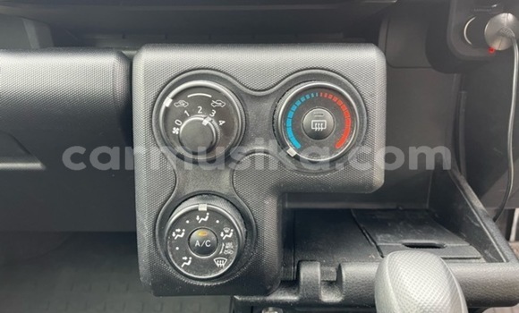 Buy Used Toyota Probox White Car in Beitbridge in Matabeleland South Buy Used Toyota Probox White Car in Beitbridge in Matabeleland South