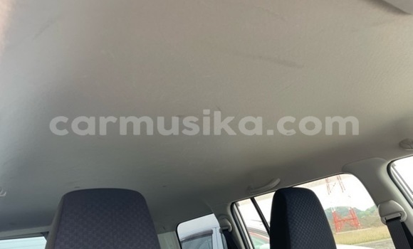 Buy Used Toyota Probox White Car in Beitbridge in Matabeleland South Buy Used Toyota Probox White Car in Beitbridge in Matabeleland South