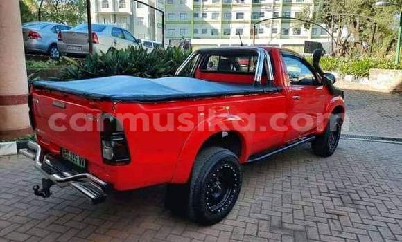 Nunua Ilio tumika Toyota Hilux Nyekundu Gari ndani ya Beitbridge nchini Matabeleland Kusini