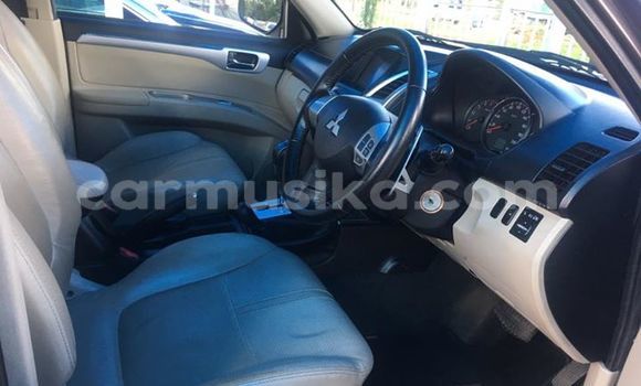 Acheter Occasion Voiture Mitsubishi Pajero Autre à Alexandra Park, Harare Acheter Occasion Voiture Mitsubishi Pajero Autre à Alexandra Park, Harare