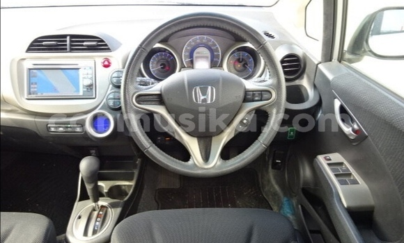 Nunua Ilio tumika Honda Fit Fedha Gari ndani ya Beitbridge nchini Matabeleland Kusini Nunua Ilio tumika Honda Fit Fedha Gari ndani ya Beitbridge nchini Matabeleland Kusini