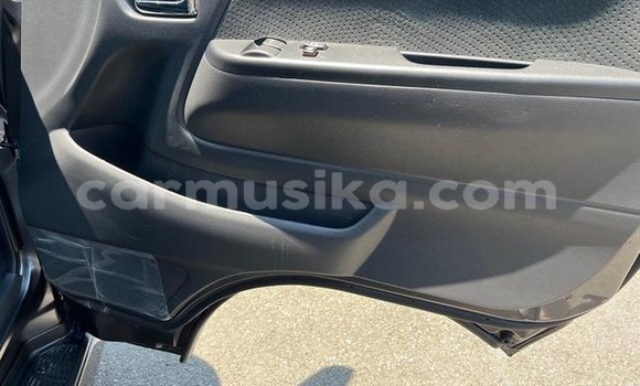 Buy Used Toyota RegiusAce Beige Car in Beitbridge in Matabeleland South Buy Used Toyota RegiusAce Beige Car in Beitbridge in Matabeleland South