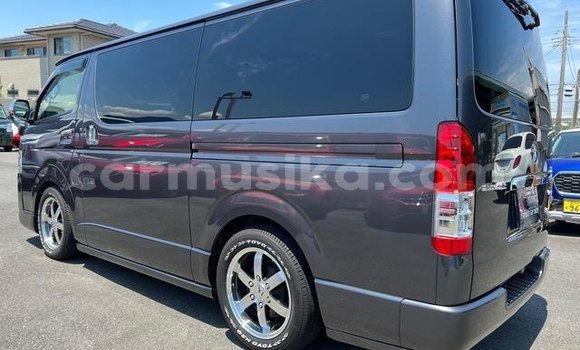 Buy Used Toyota RegiusAce Beige Car in Beitbridge in Matabeleland South Buy Used Toyota RegiusAce Beige Car in Beitbridge in Matabeleland South