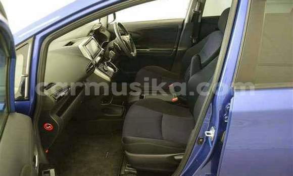 Buy Used Toyota Wish Blue Car in Beitbridge in Matabeleland South Buy Used Toyota Wish Blue Car in Beitbridge in Matabeleland South