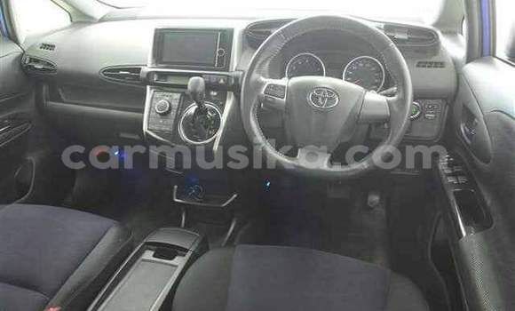 Buy Used Toyota Wish Blue Car in Beitbridge in Matabeleland South Buy Used Toyota Wish Blue Car in Beitbridge in Matabeleland South
