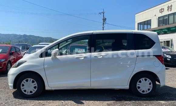 Nunua Ilio tumika Honda Freed Nyeupe Gari ndani ya Beitbridge nchini Matabeleland Kusini Nunua Ilio tumika Honda Freed Nyeupe Gari ndani ya Beitbridge nchini Matabeleland Kusini