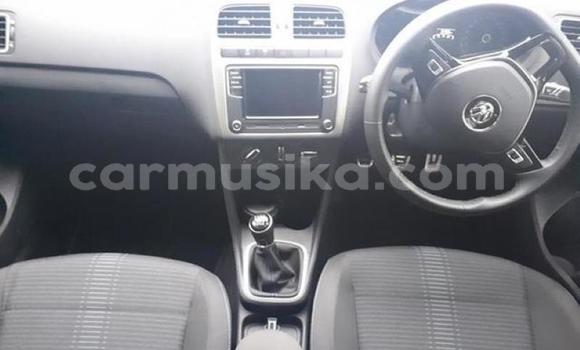 Buy Used Volkswagen Polo White Car in Beitbridge in Matabeleland South Buy Used Volkswagen Polo White Car in Beitbridge in Matabeleland South