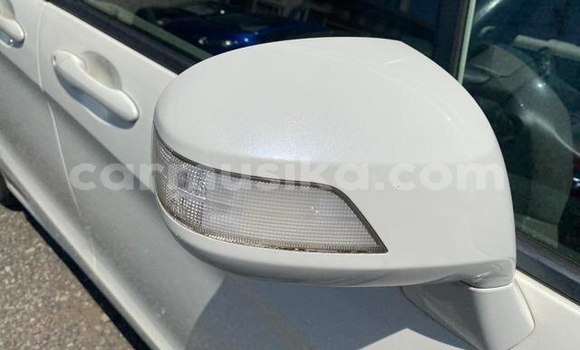 Nunua Ilio tumika Honda Freed Nyeupe Gari ndani ya Beitbridge nchini Matabeleland Kusini Nunua Ilio tumika Honda Freed Nyeupe Gari ndani ya Beitbridge nchini Matabeleland Kusini