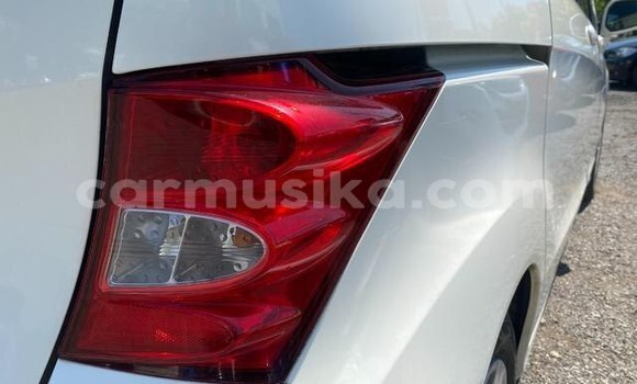 Nunua Ilio tumika Honda Freed Nyeupe Gari ndani ya Beitbridge nchini Matabeleland Kusini Nunua Ilio tumika Honda Freed Nyeupe Gari ndani ya Beitbridge nchini Matabeleland Kusini