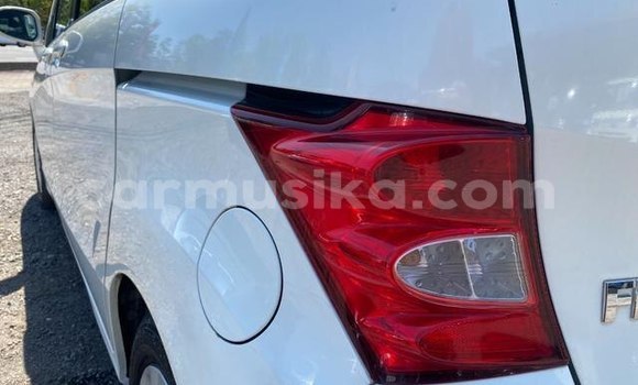 Nunua Ilio tumika Honda Freed Nyeupe Gari ndani ya Beitbridge nchini Matabeleland Kusini Nunua Ilio tumika Honda Freed Nyeupe Gari ndani ya Beitbridge nchini Matabeleland Kusini