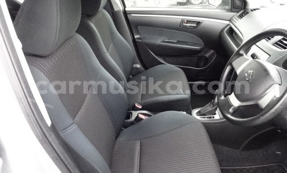 Buy Used Suzuki Swift Silver Car in Beitbridge in Matabeleland South Buy Used Suzuki Swift Silver Car in Beitbridge in Matabeleland South