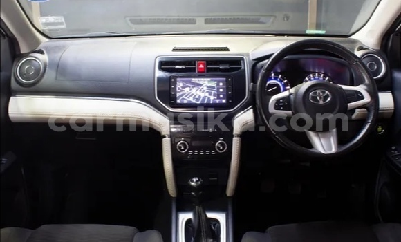 Acheter Occasion Voiture Toyota Rush Blanc à Beitbridge, Matabeleland South Acheter Occasion Voiture Toyota Rush Blanc à Beitbridge, Matabeleland South