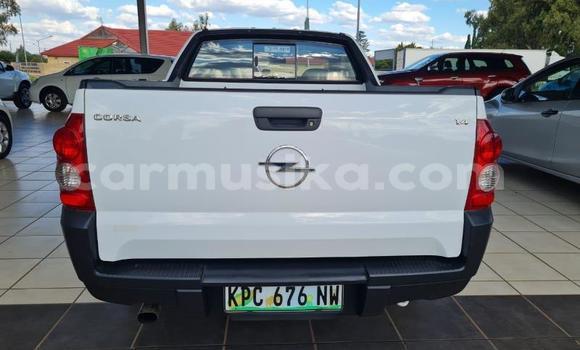 Acheter Occasion Voiture Opel Corsa Blanc à Beitbridge, Matabeleland South Acheter Occasion Voiture Opel Corsa Blanc à Beitbridge, Matabeleland South