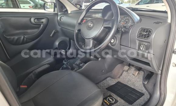 Acheter Occasion Voiture Opel Corsa Blanc à Beitbridge, Matabeleland South Acheter Occasion Voiture Opel Corsa Blanc à Beitbridge, Matabeleland South