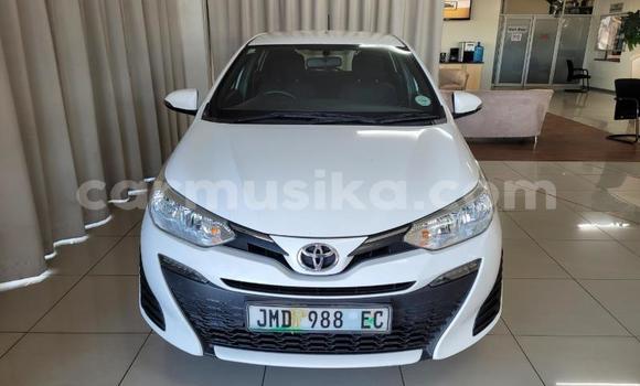 Tenga Tsaru Toyota Yaris Chena Mota in Beitbridge in Matabeleland South Tenga Tsaru Toyota Yaris Chena Mota in Beitbridge in Matabeleland South