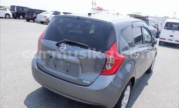 Buy Used Nissan Note Silver Car in Beitbridge in Matabeleland South Buy Used Nissan Note Silver Car in Beitbridge in Matabeleland South