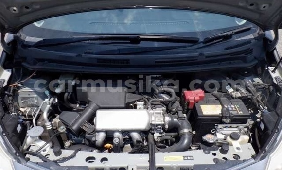 Buy Used Nissan Note Silver Car in Beitbridge in Matabeleland South Buy Used Nissan Note Silver Car in Beitbridge in Matabeleland South