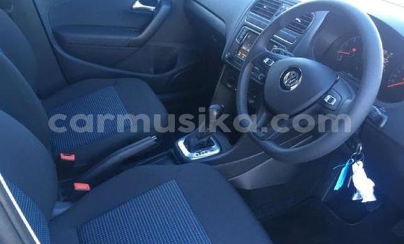 Acheter Occasion Voiture Volkswagen Polo Bleu à Beitbridge, Matabeleland South Acheter Occasion Voiture Volkswagen Polo Bleu à Beitbridge, Matabeleland South