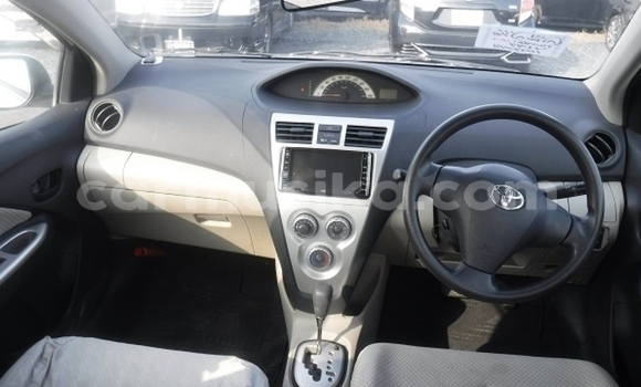 Acheter Occasion Voiture Toyota Belta Blanc à Beitbridge, Matabeleland South Acheter Occasion Voiture Toyota Belta Blanc à Beitbridge, Matabeleland South