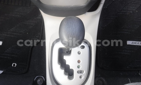 Acheter Occasion Voiture Toyota Belta Blanc à Beitbridge, Matabeleland South Acheter Occasion Voiture Toyota Belta Blanc à Beitbridge, Matabeleland South