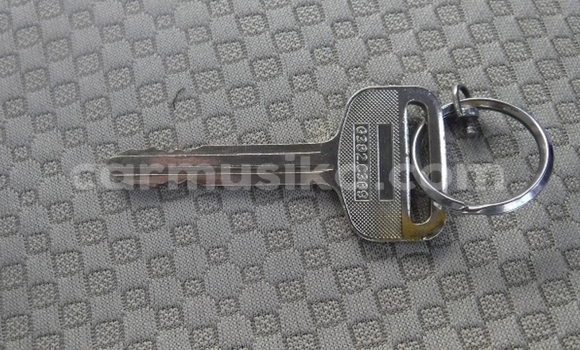 Acheter Occasion Voiture Toyota Belta Blanc à Beitbridge, Matabeleland South Acheter Occasion Voiture Toyota Belta Blanc à Beitbridge, Matabeleland South