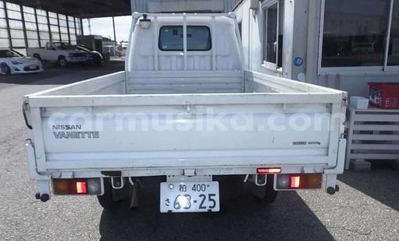 Tenga Tsaru Nissan Vanette Chena Mota in Beitbridge in Matabeleland South Tenga Tsaru Nissan Vanette Chena Mota in Beitbridge in Matabeleland South