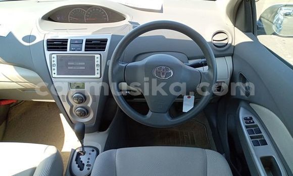 Acheter Occasion Voiture Toyota Belta Bleu à Beitbridge, Matabeleland South Acheter Occasion Voiture Toyota Belta Bleu à Beitbridge, Matabeleland South