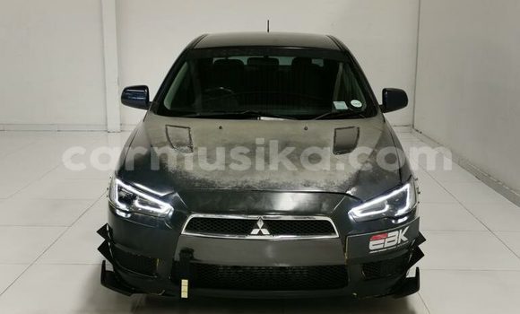 Acheter Occasion Voiture Mitsubishi Lancer Beige à Beitbridge, Matabeleland South Acheter Occasion Voiture Mitsubishi Lancer Beige à Beitbridge, Matabeleland South