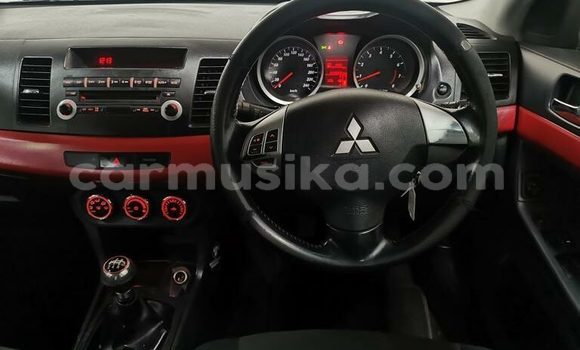 Acheter Occasion Voiture Mitsubishi Lancer Beige à Beitbridge, Matabeleland South Acheter Occasion Voiture Mitsubishi Lancer Beige à Beitbridge, Matabeleland South