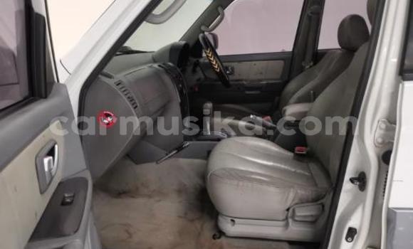 Buy Used Hyundai Terracan White Car in Beitbridge in Matabeleland South Buy Used Hyundai Terracan White Car in Beitbridge in Matabeleland South