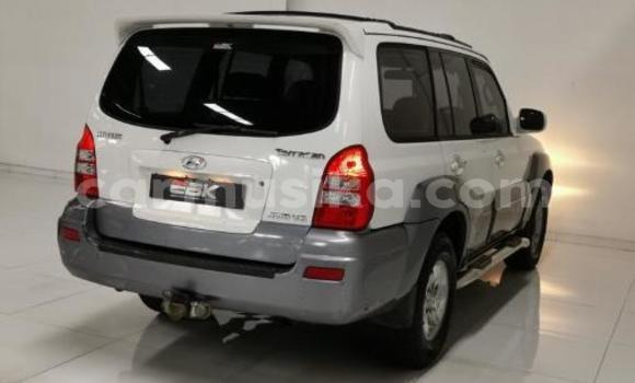 Buy Used Hyundai Terracan White Car in Beitbridge in Matabeleland South Buy Used Hyundai Terracan White Car in Beitbridge in Matabeleland South