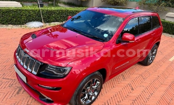 Tenga Tsaru Jeep Cherokee Tsvuku Mota in Beitbridge in Matabeleland South Tenga Tsaru Jeep Cherokee Tsvuku Mota in Beitbridge in Matabeleland South