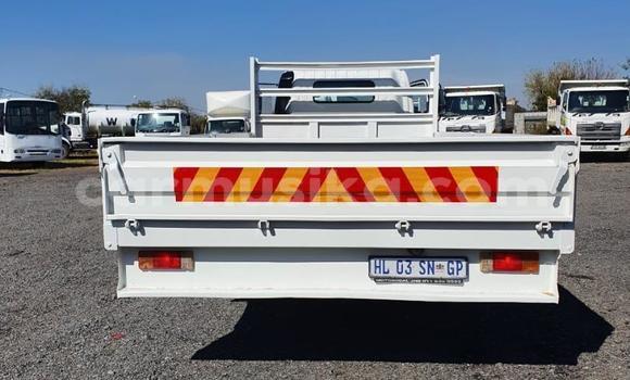 Buy Used Hino 300 White Truck in Harare in Harare Buy Used Hino 300 White Truck in Harare in Harare