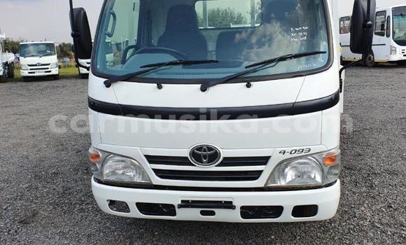 Buy Used Toyota Dyna White Car in Harare in Harare Buy Used Toyota Dyna White Car in Harare in Harare