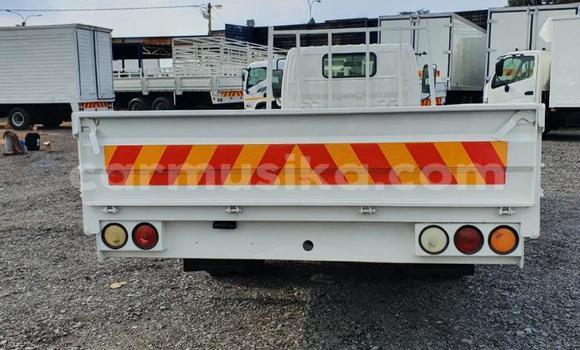 Buy Used Toyota Dyna White Car in Harare in Harare Buy Used Toyota Dyna White Car in Harare in Harare